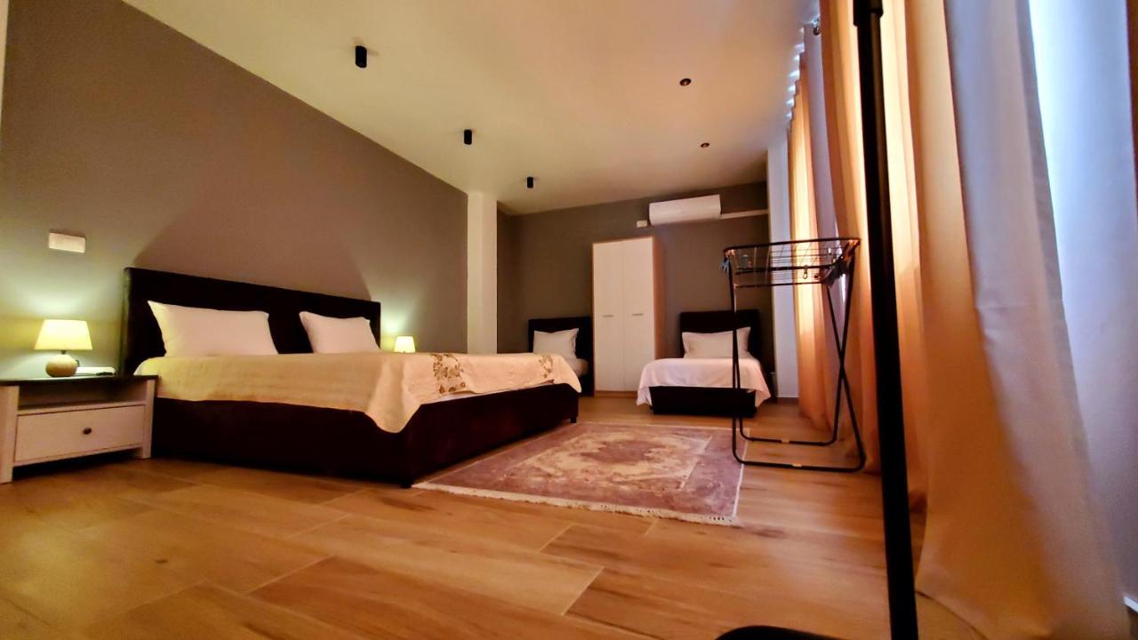 Sirius Apartment Shkodër Exteriör bild